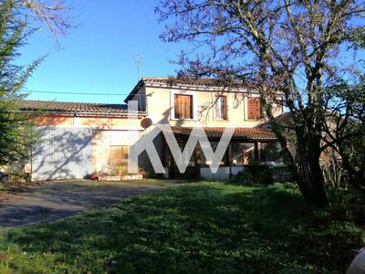 Corps de ferme - 250 m² - 11 pièces