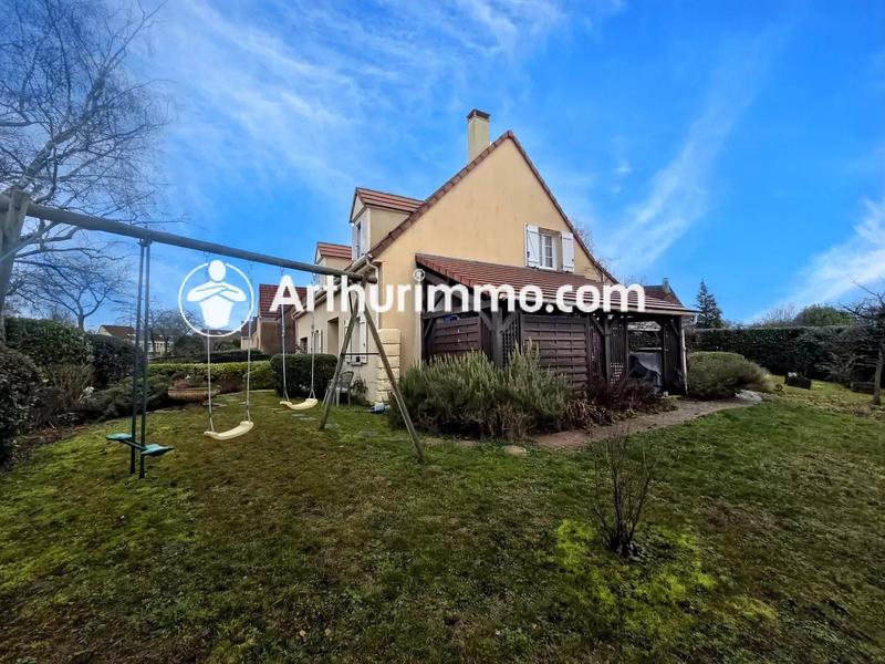 Maison - 110 m² - 6 pièces