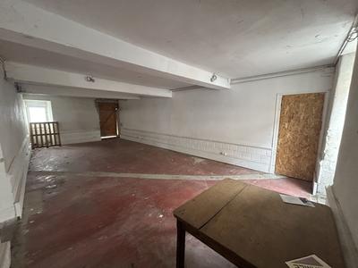 Appartement - 240 m² - 12 pièces