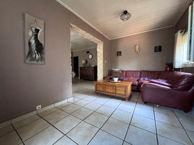 Appartement - 95 m² - 5 pièces