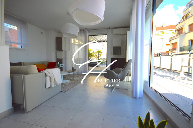 Appartement - 105 m² - 4 pièces