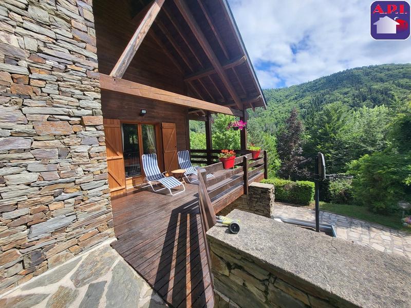 Châlet - 155 m² - 6 pièces