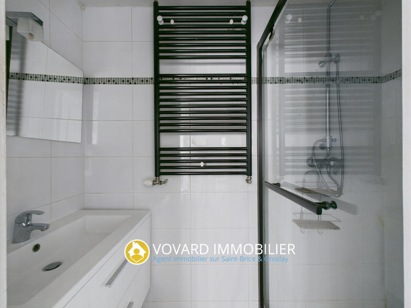 Maison - 234 m² - 8 pièces