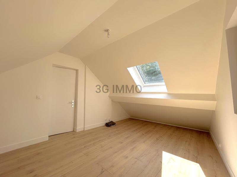 Maison - 195 m² - 9 pièces