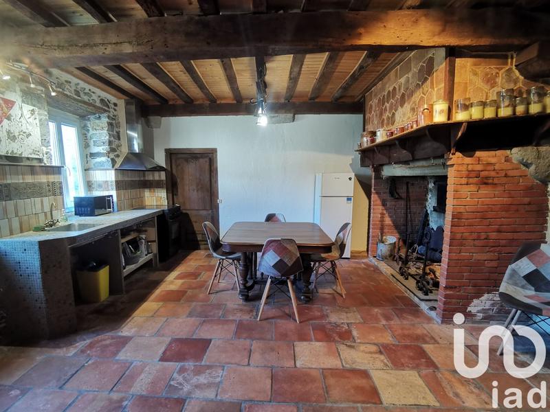 Maison - 550 m² - 16 pièces