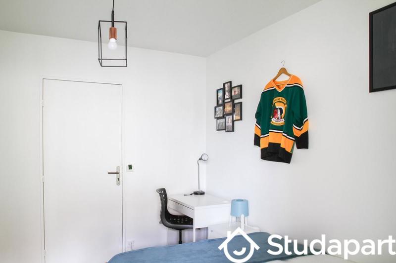 Chambre - 10 m² - 1 pièce