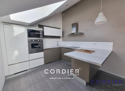 Appartement - 95 m² - 4 pièces