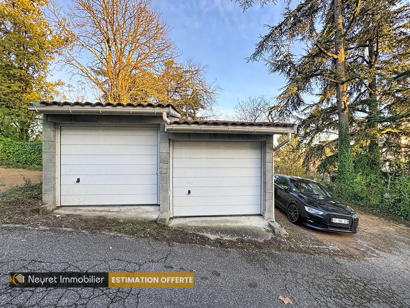 Appartement - 125 m² - 5 pièces