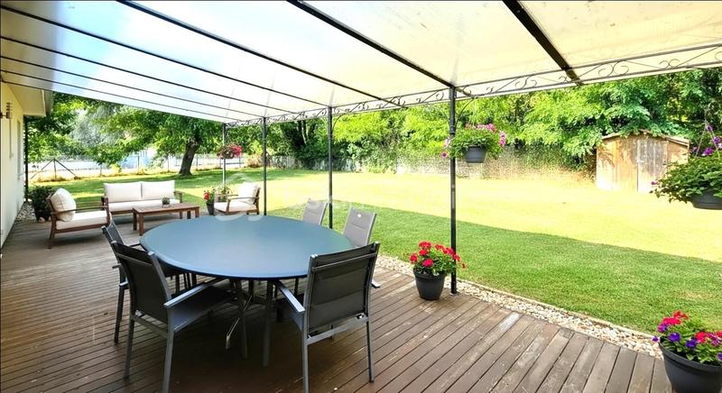 Maison - 138 m² - 5 pièces