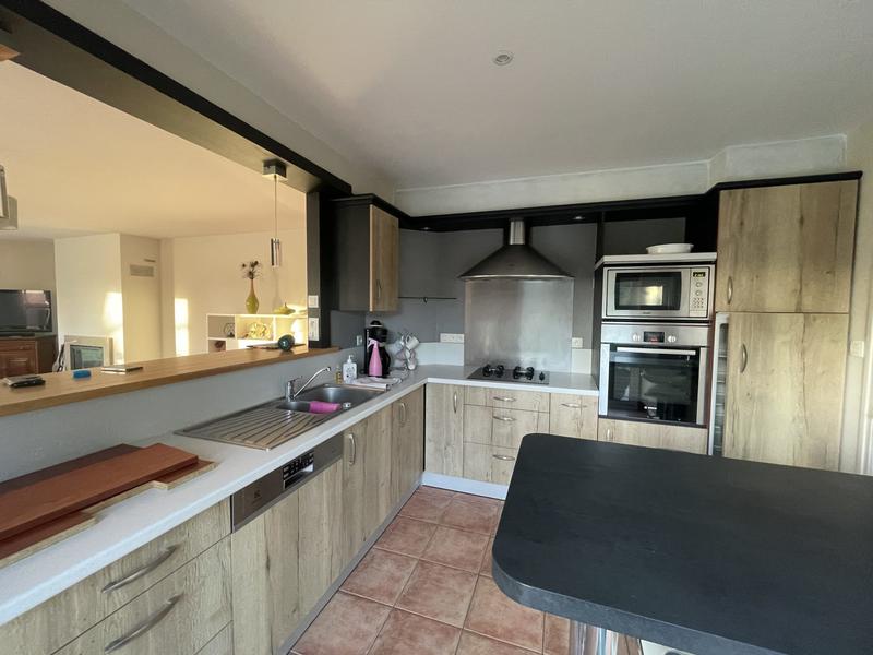 Maison - 151 m² - 6 pièces