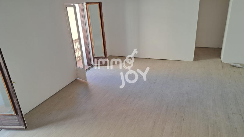 Maison de village - 102 m² - 2 pièces