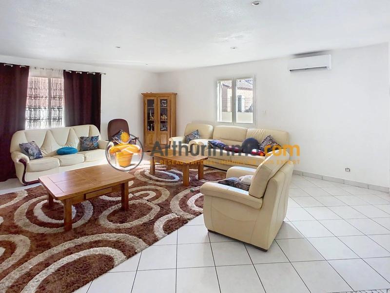 Maison - 190 m² - 9 pièces