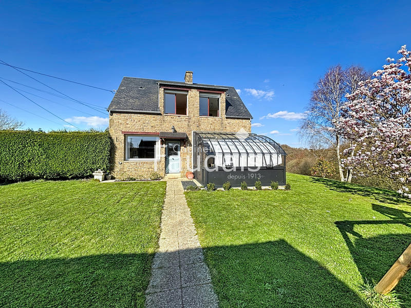 Maison - 88 m² - 4 pièces