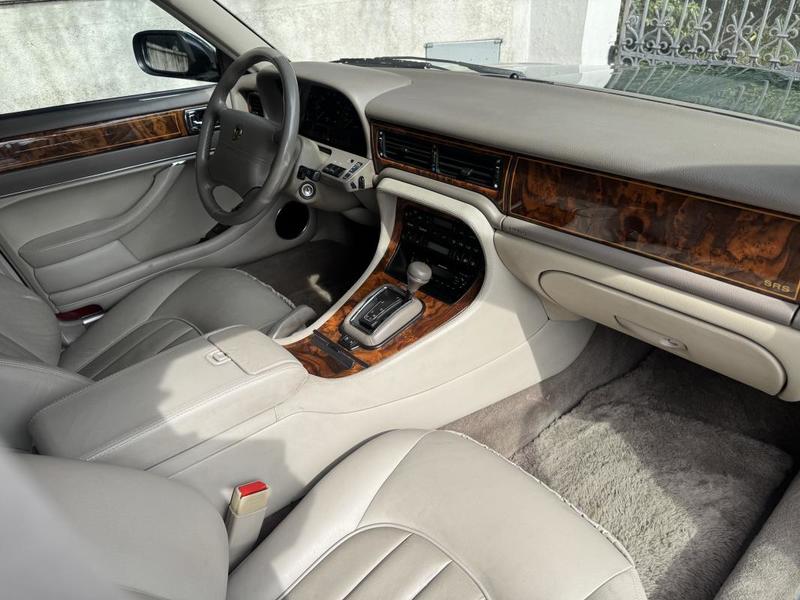 Daimler X300 Six Lwb