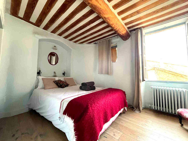 Maison - 184 m² - 6 pièces