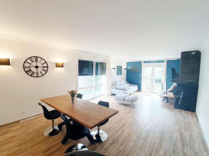 Maison - 122 m² - 5 pièces