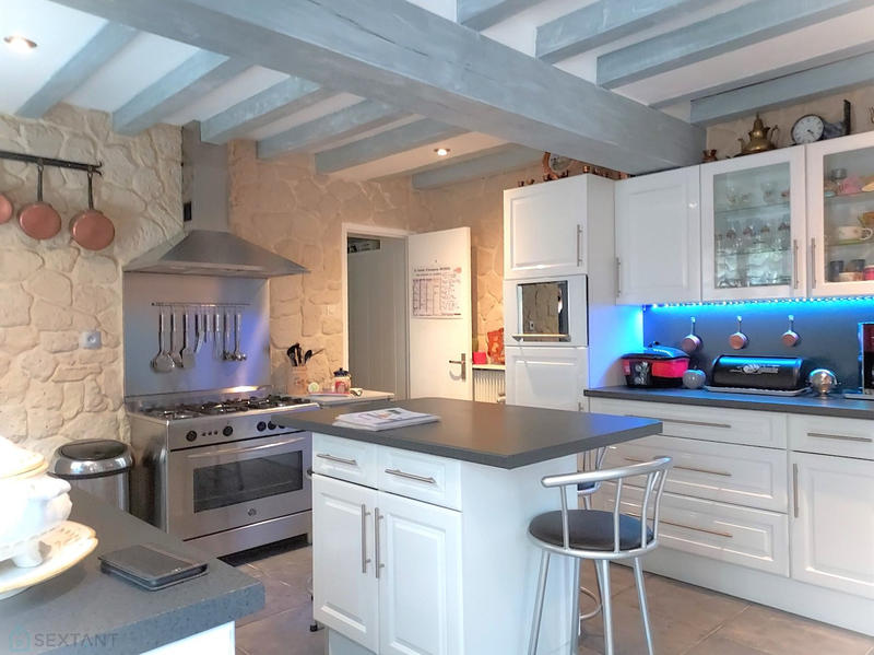 Maison - 111 m² - 4 pièces