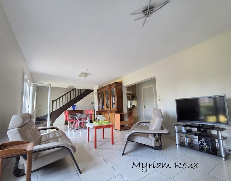 Maison - 143 m² - 6 pièces