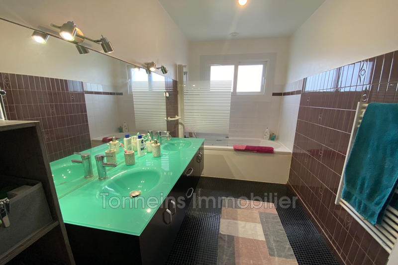 Maison - 195 m² - 5 pièces