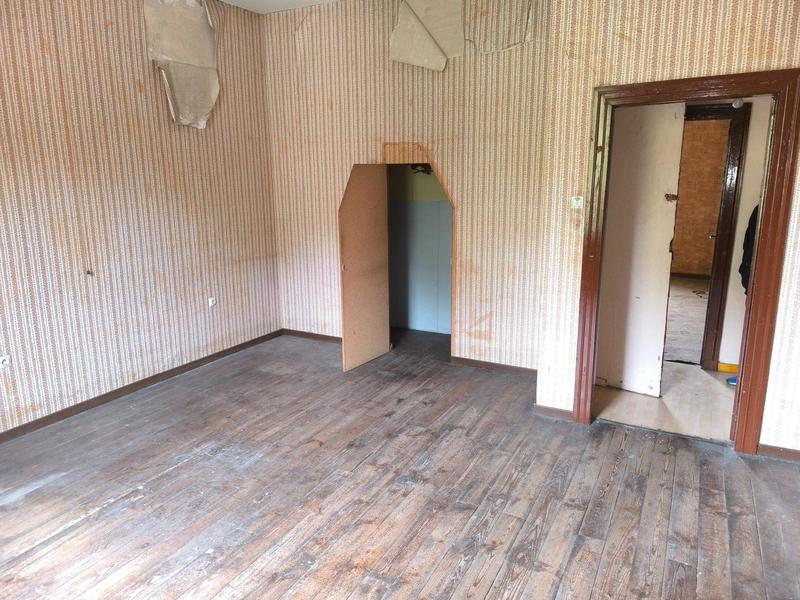 Maison - 220 m² - 12 pièces