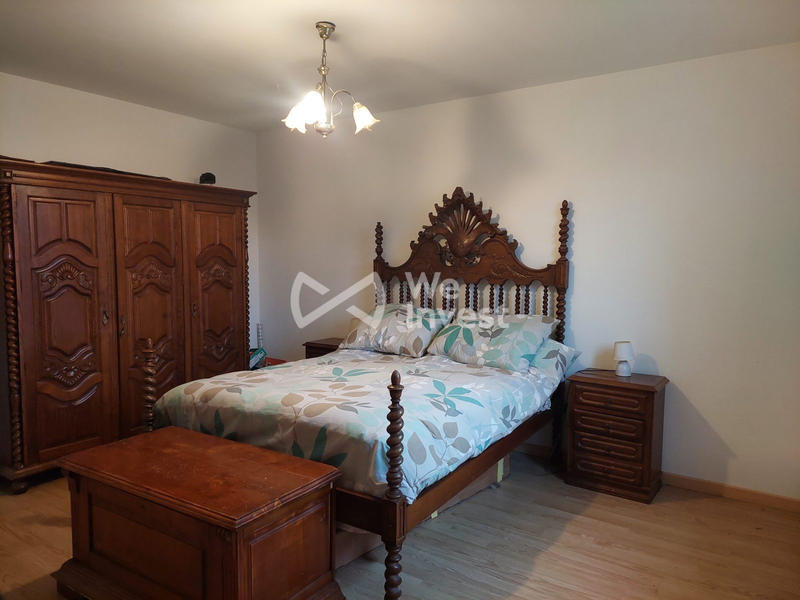 Maison - 223 m² - 7 pièces