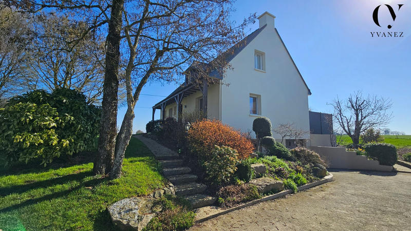 Maison - 131 m² - 7 pièces