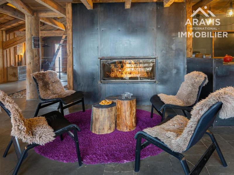 Châlet - 340 m² - 10 pièces