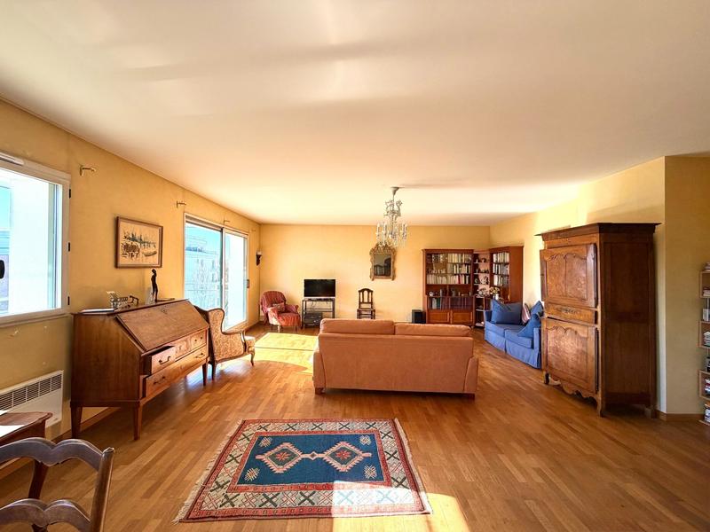 Appartement - 135 m² - 4 pièces