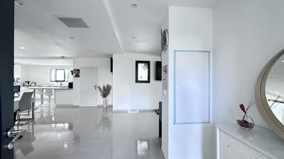 Pavillon - 143 m² - 5 pièces