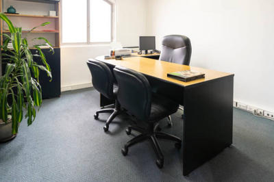 Bureau - 950 m² - 5 pièces