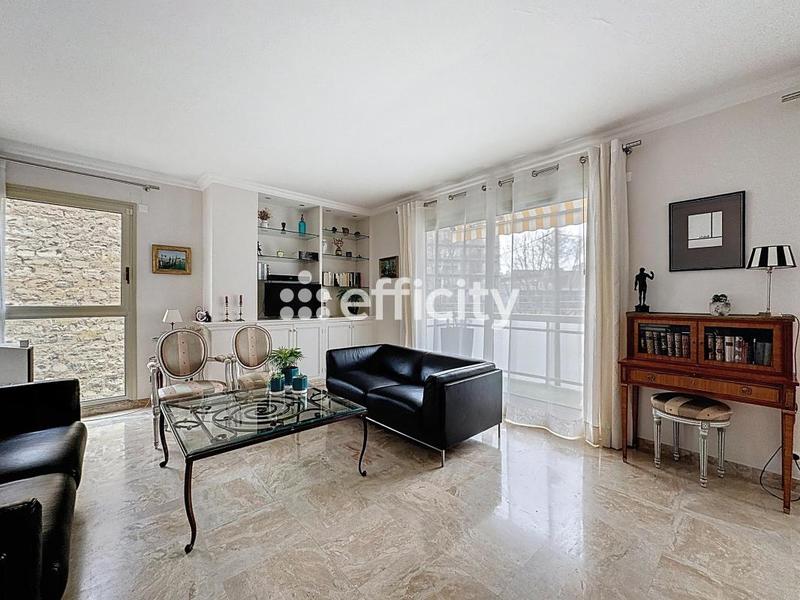 Appartement - 120 m² - 4 pièces