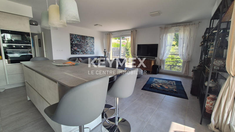 Appartement - 77 m² - 3 pièces