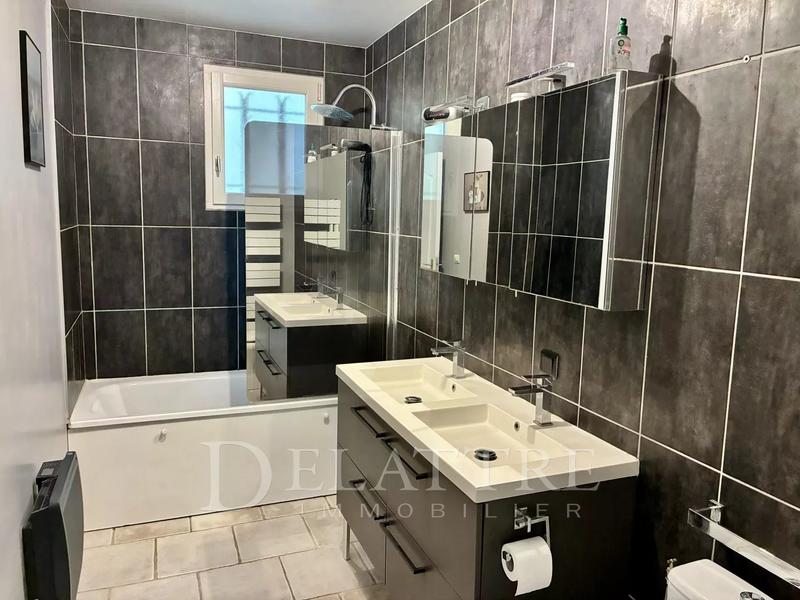 Maison de village - 107 m² - 4 pièces