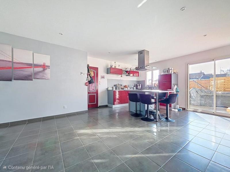 Maison - 100 m² - 4 pièces