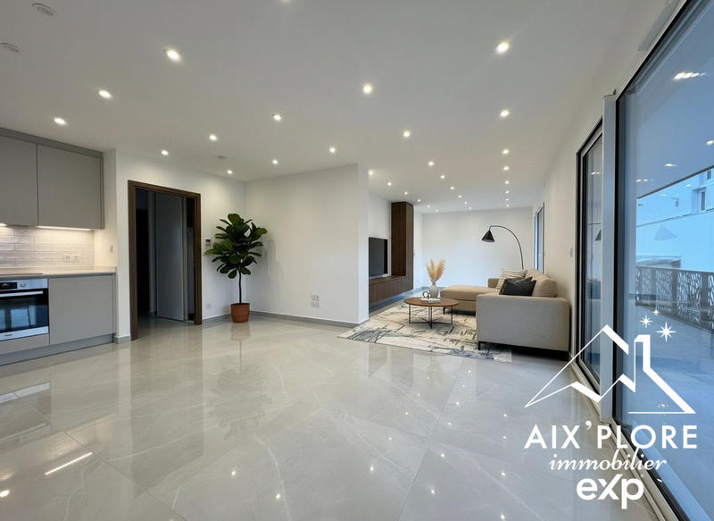 Appartement - 105 m² - 4 pièces