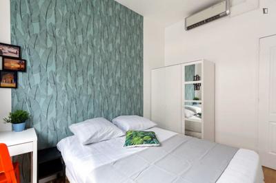 Chambre - 10 m² - 11 pièces