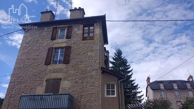 Immeuble - 195 m² - 10 pièces