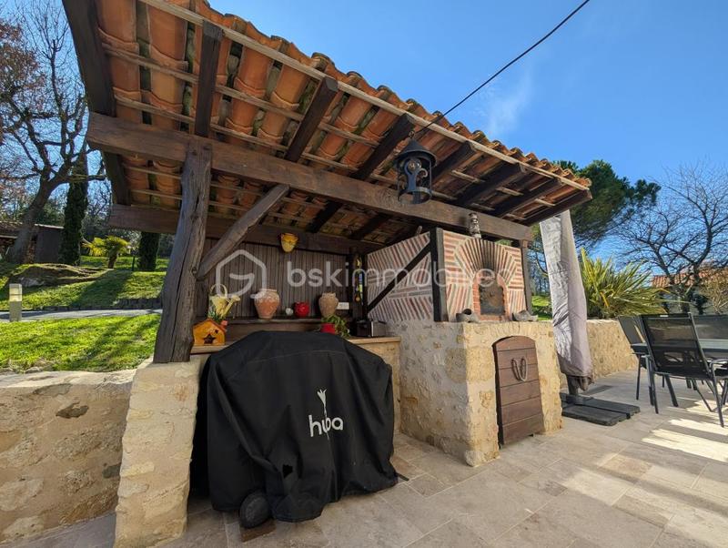 Maison en pierre - 215 m² - 7 pièces