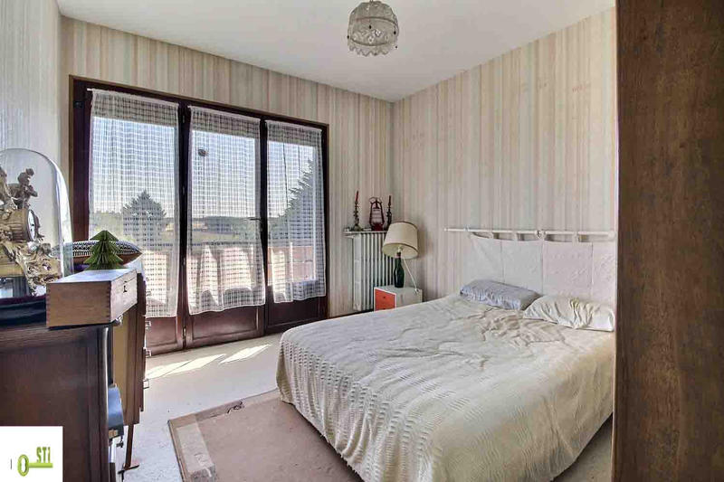 Maison - 192 m² - 10 pièces