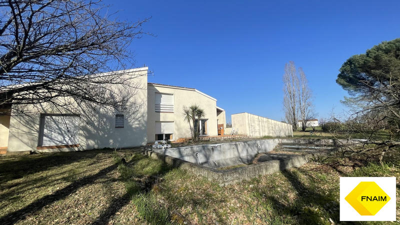 Maison contemporaine - 285 m² - 6 pièces