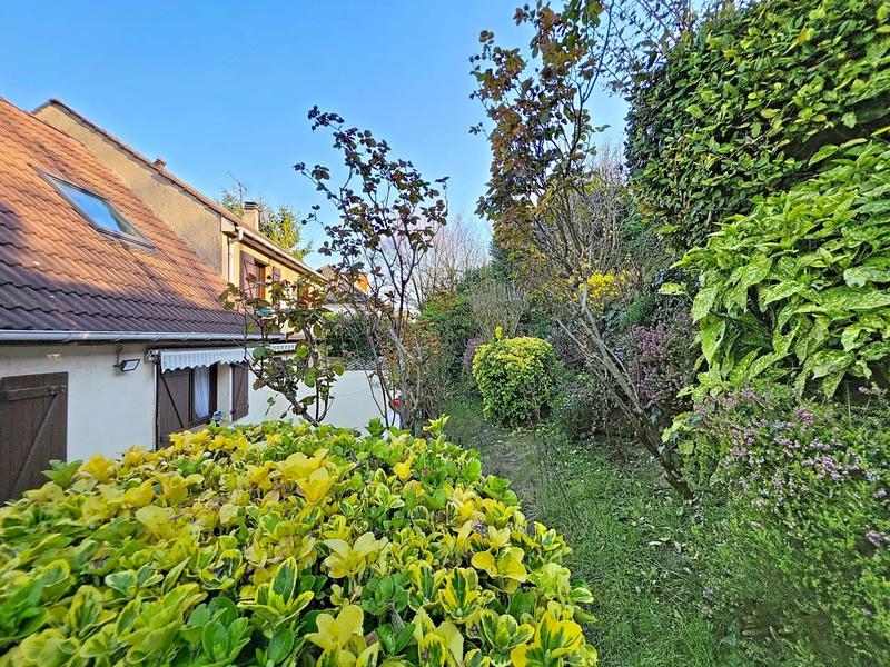 Maison - 91 m² - 5 pièces