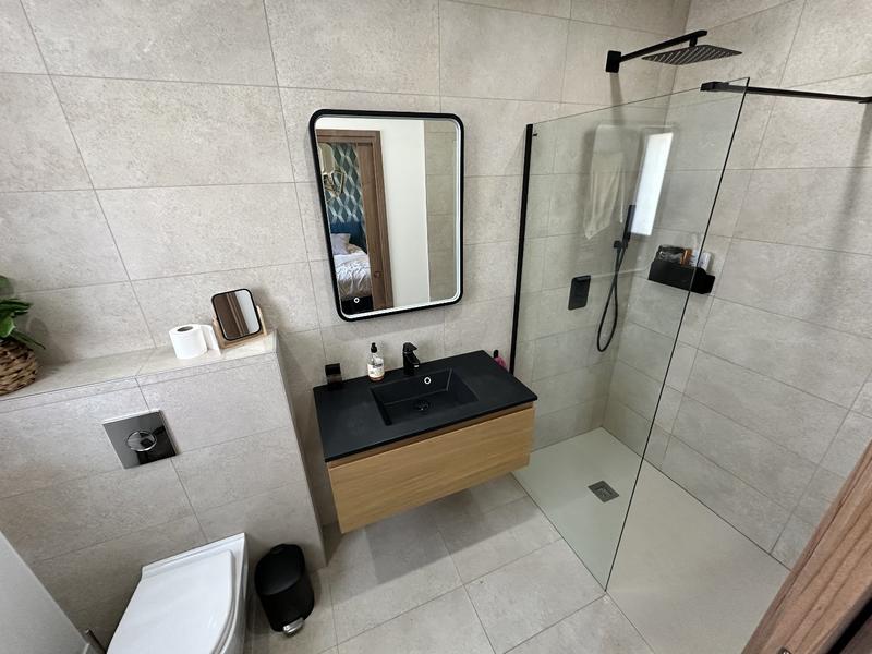 Villa - 234 m² - 6 pièces