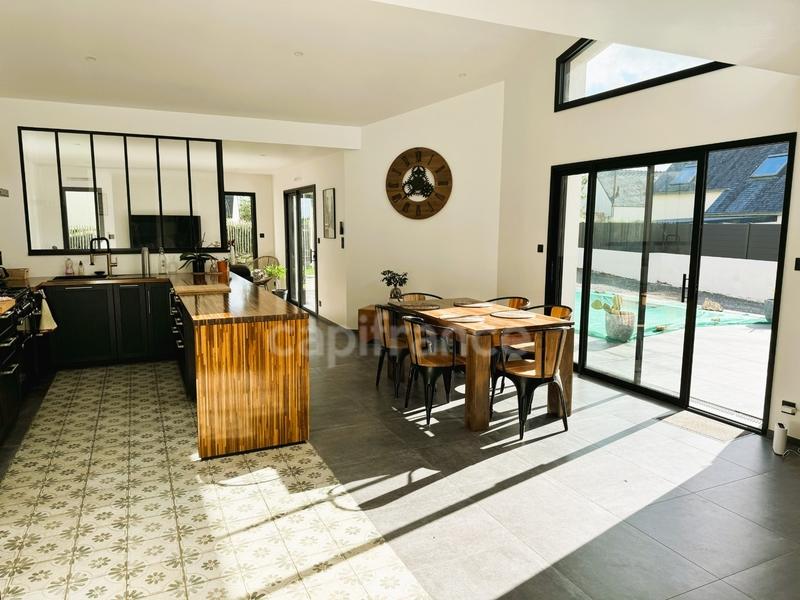 Maison - 152 m² - 5 pièces