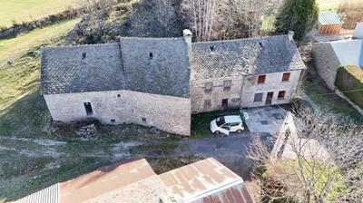 Maison en pierre - 164 m² - 6 pièces