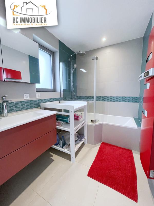 Maison - 174 m² - 6 pièces