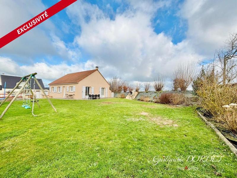 Maison traditionnelle - 90 m² - 4 pièces