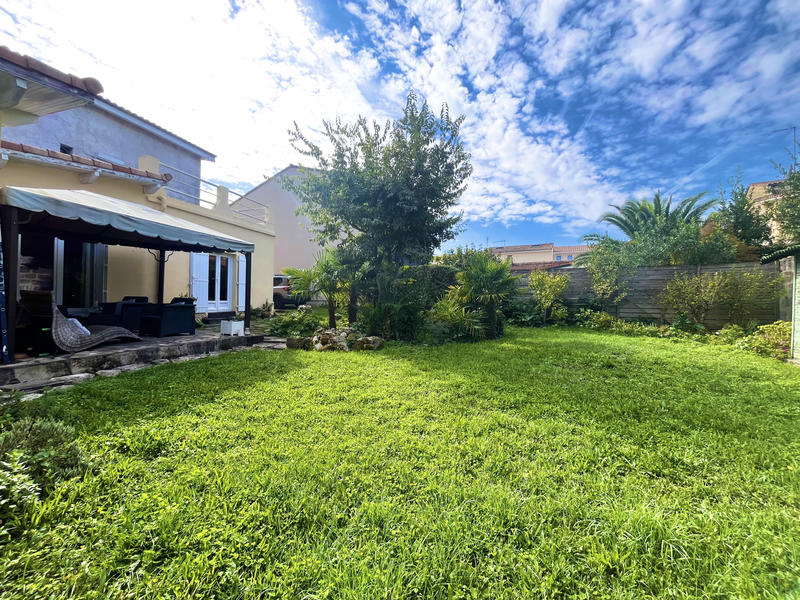 Villa - 200 m² - 6 pièces