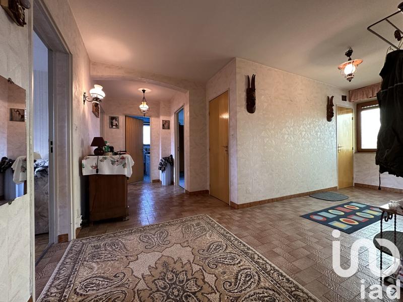 Maison - 218 m² - 7 pièces