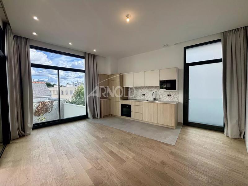 Appartement - 107 m² - 3 pièces