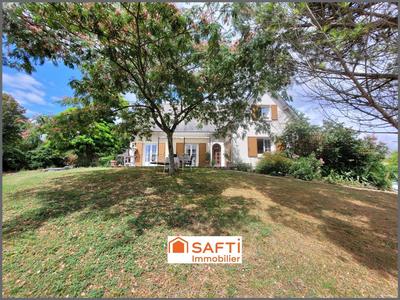 Propriété - 185 m² - 7 pièces